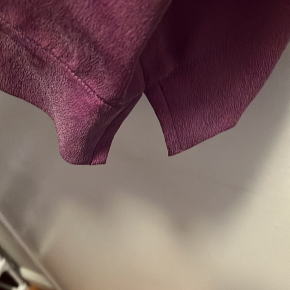 Beautiful August Silk Sueded Silk Shirt, size L - Like New - Picture 4 of 5